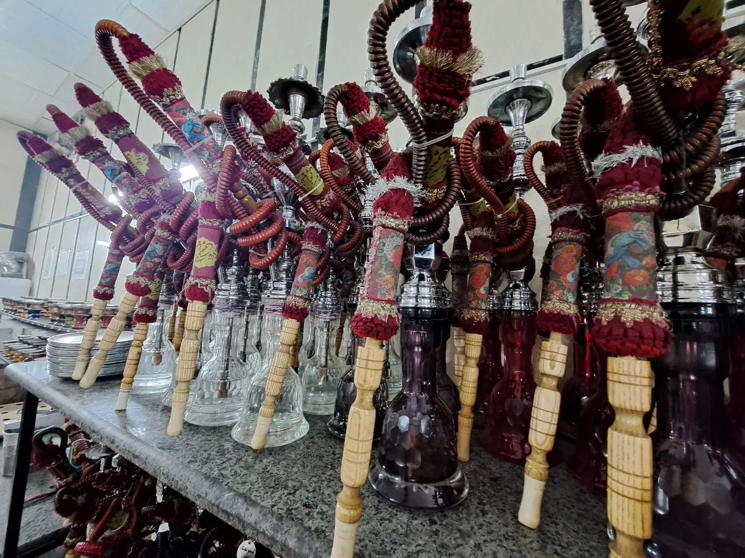 استخدام یک نفر کارگر ساده یا ماهر برای قهوه خانه|استخدام خدمات فروشگاه و رستوران|تهران, شکوفه|دیوار