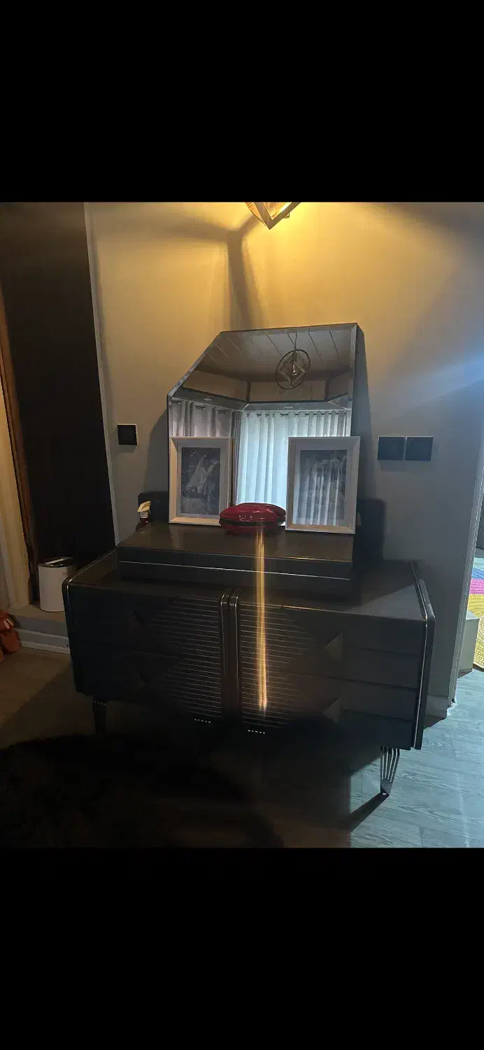 تخت و میز ارایش با دوتا پاتختی|تخت و سرویس خواب|محمودآباد, |دیوار