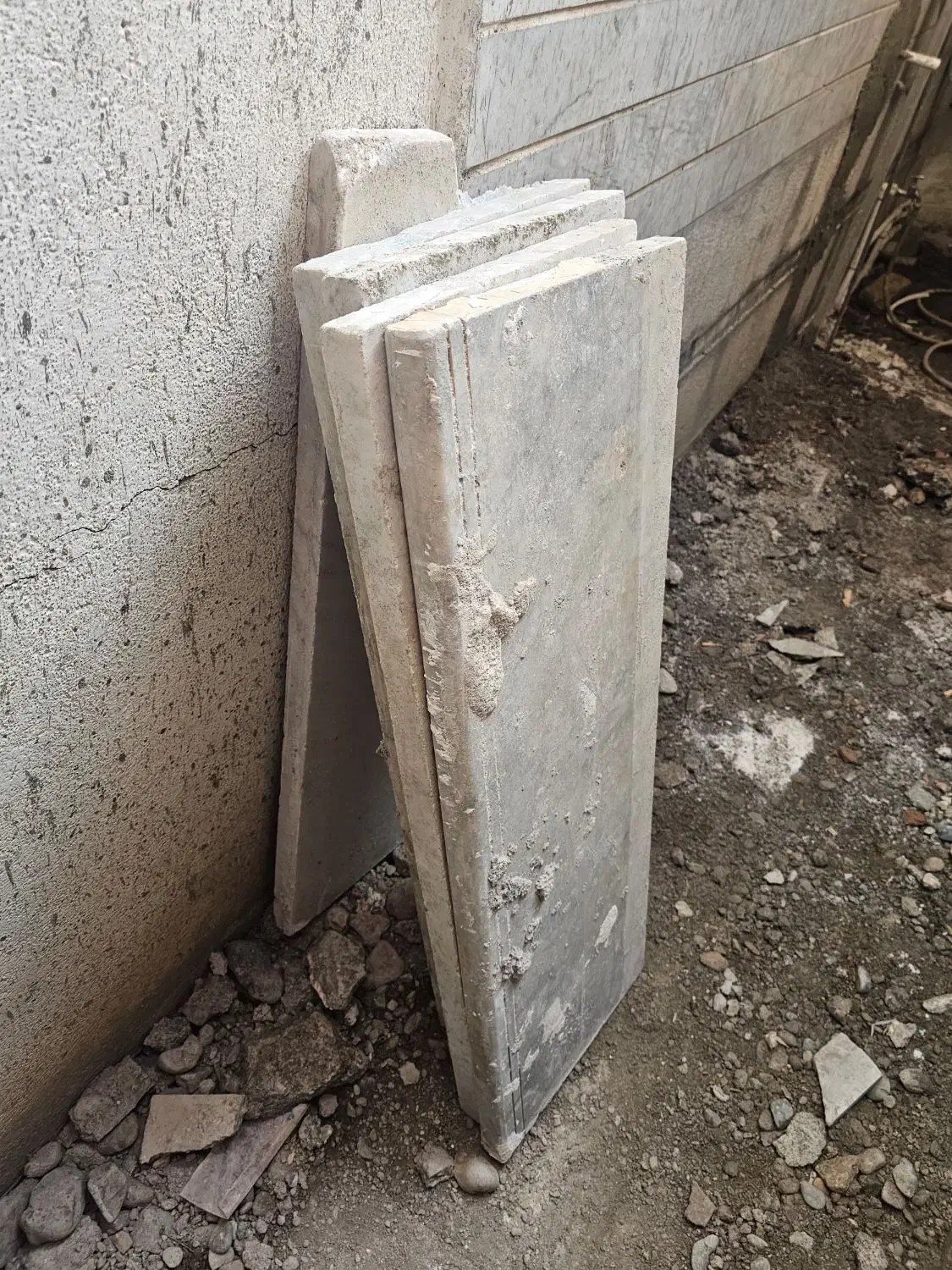 پله سایز ۳۵ در ۱۰۰ کارکرده ضخیم|مصالح و تجهیزات ساختمان|رشت, استقامت ۱|دیوار