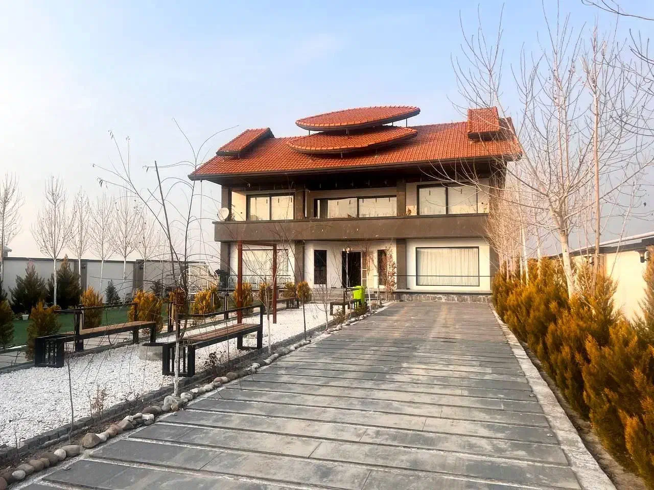 ویلا باغ ۹۰۰متری مدارک کامل فوری به قصد مهاجرت|فروش خانه و ویلا|چمستان, |دیوار