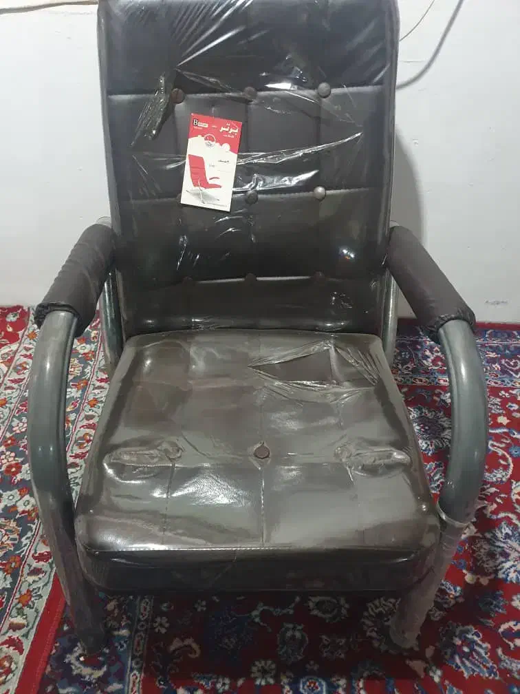 صندلی|مبلمان اداری|آستارا, |دیوار