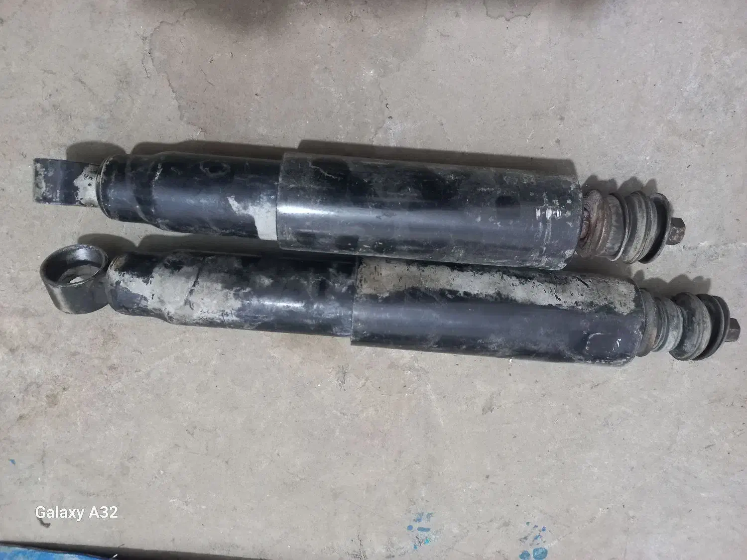 کمک فنر جلو نیسان وانت|قطعات یدکی و لوازم جانبی|بجنورد, |دیوار