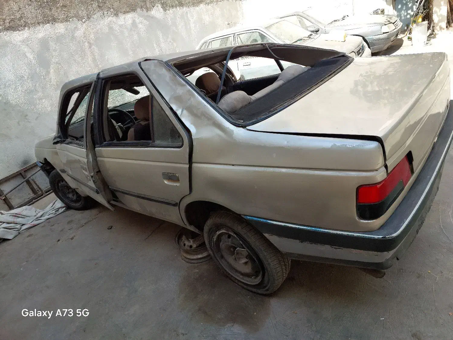 پژو ۴۰۵ تصادفی|خودرو سواری و وانت|قدس, شهر‌قدس|دیوار