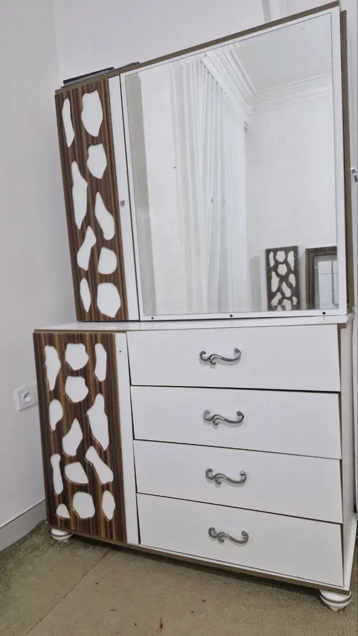 تخت ۲ نفره|تخت و سرویس خواب|تالش, طولارود|دیوار