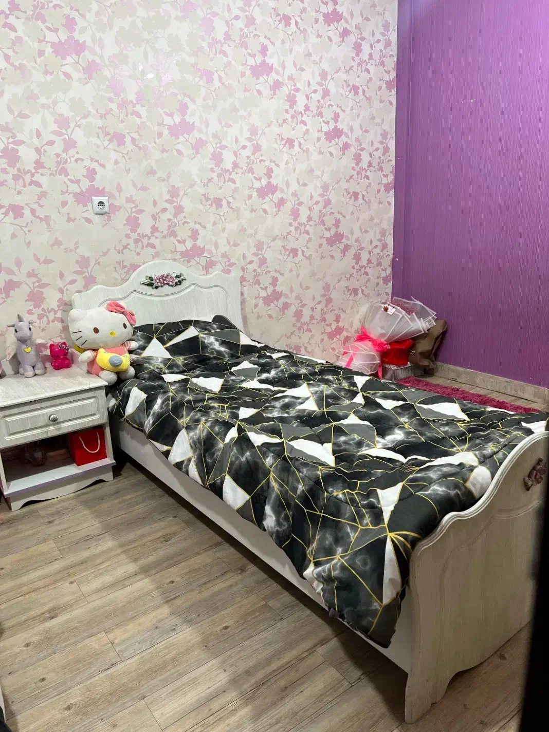 سرویس خواب و فرش|تخت و سرویس خواب|اهواز, کمپلو شمالی|دیوار