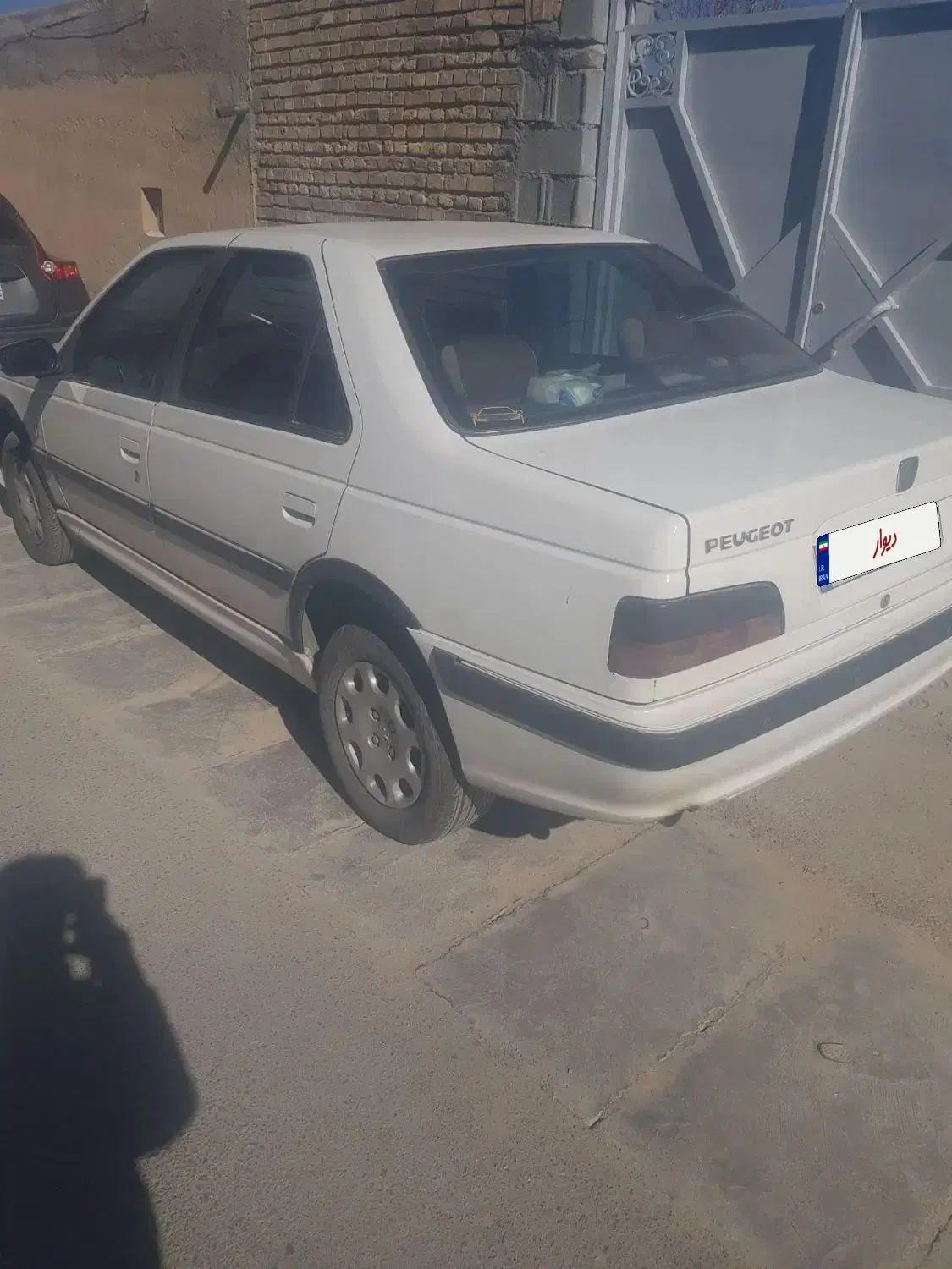 پژو پارس سال 93|خودرو سواری و وانت|اصفهان, احمدآباد|دیوار