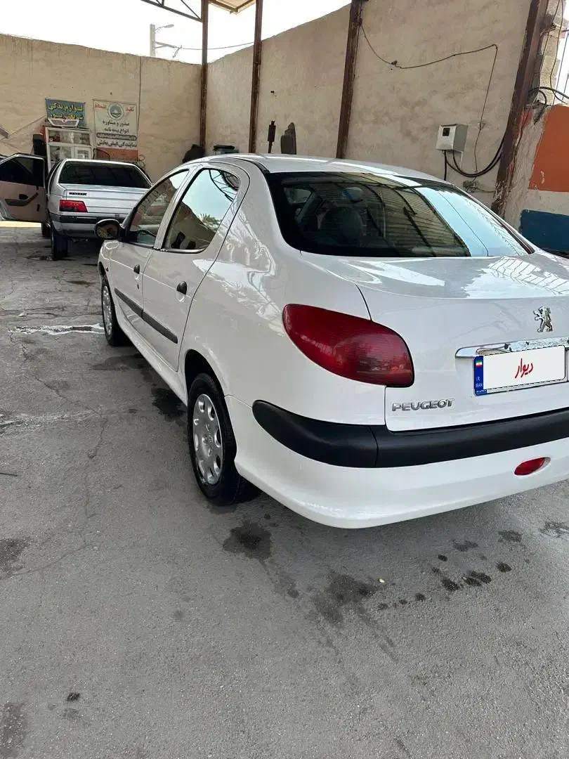 پژو۲۰۶sdمدل۹۰تمیز|خودرو سواری و وانت|جهرم, |دیوار