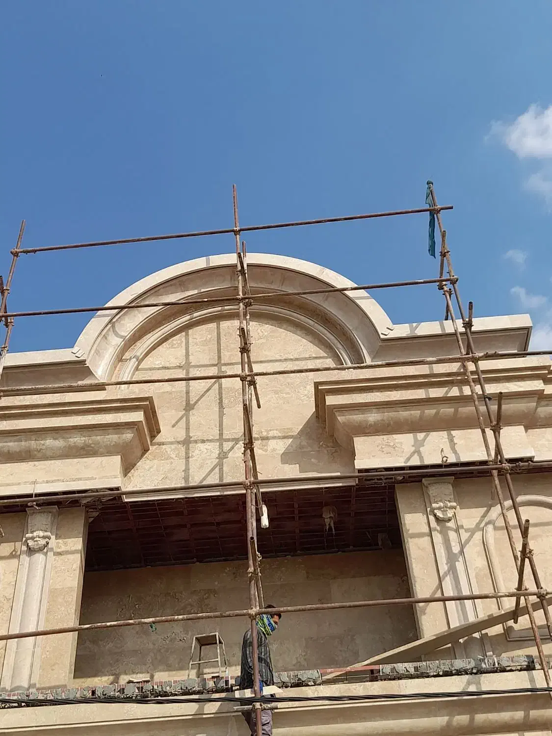 استخدام ۲ نیروی ساده در کارگاه سنگ|استخدام صنعتی، فنی، مهندسی|لار, |دیوار