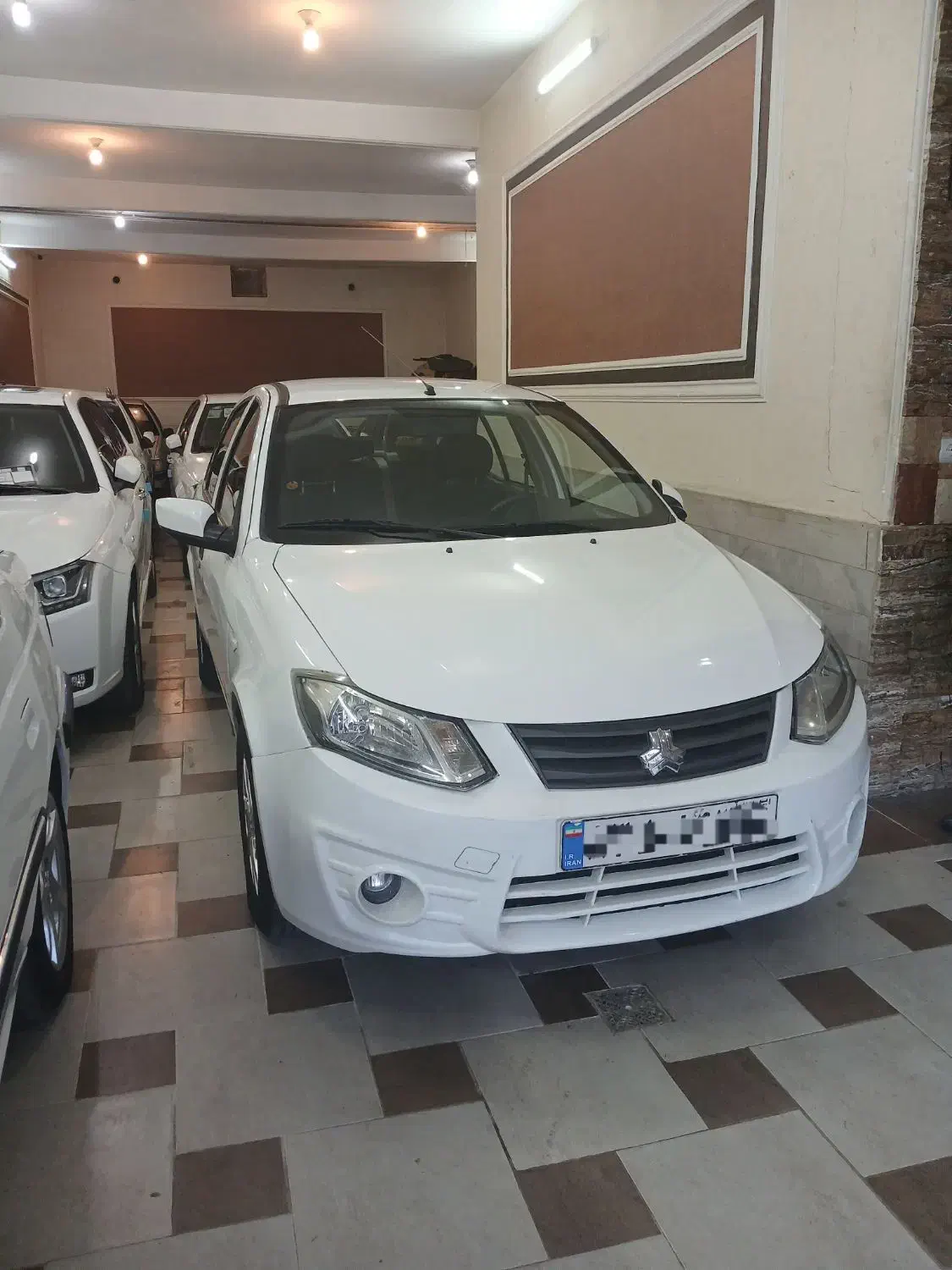 ساینا ۹۷|خودرو سواری و وانت|بروجرد, |دیوار