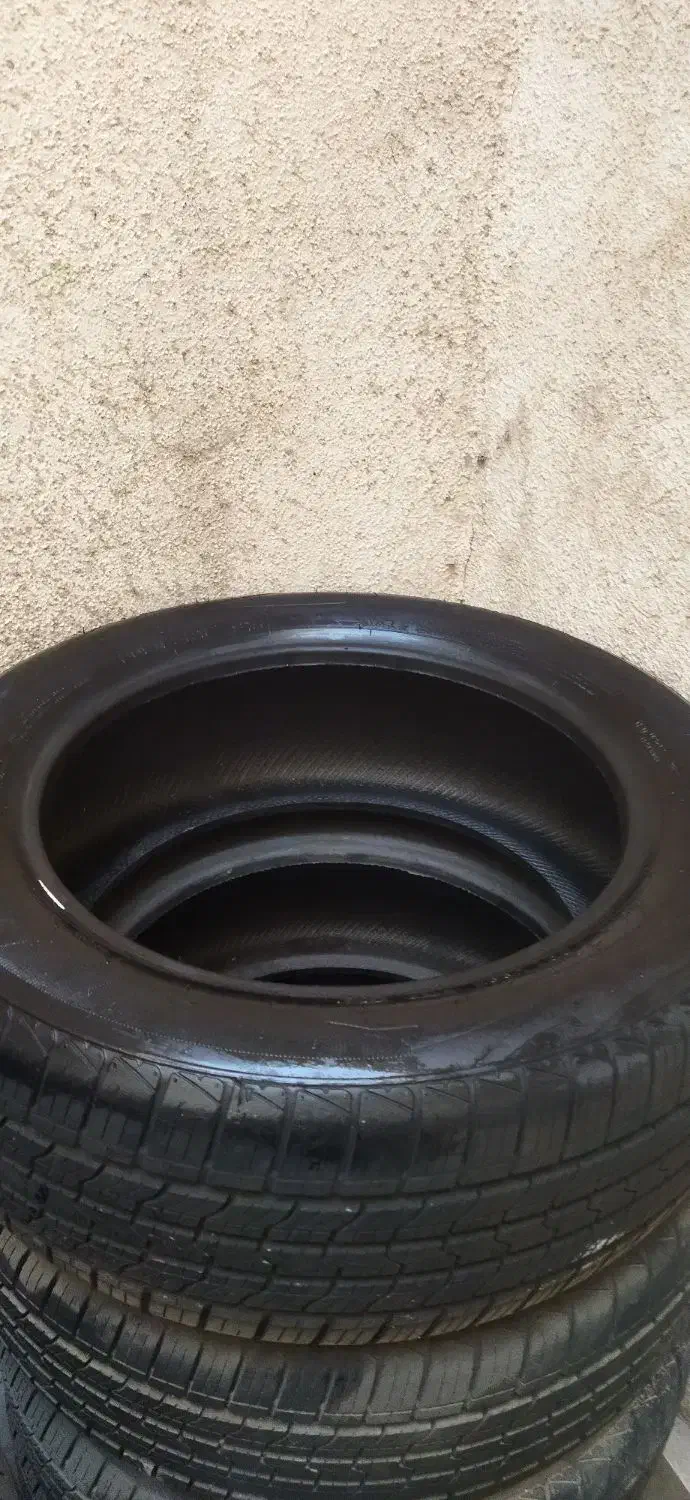 لاستیک سایز ۱۹ کویر۴حلقه لاستیک تایوانی ۱۶ ۴حلقه|قطعات یدکی و لوازم جانبی|پرند, فاز ۵|دیوار