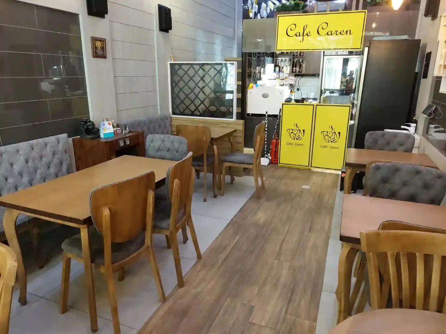 مغازه ۴۰متری میدان انقلاب دو طبقه|فروش مغازه و غرفه|اصفهان, چرخاب|دیوار