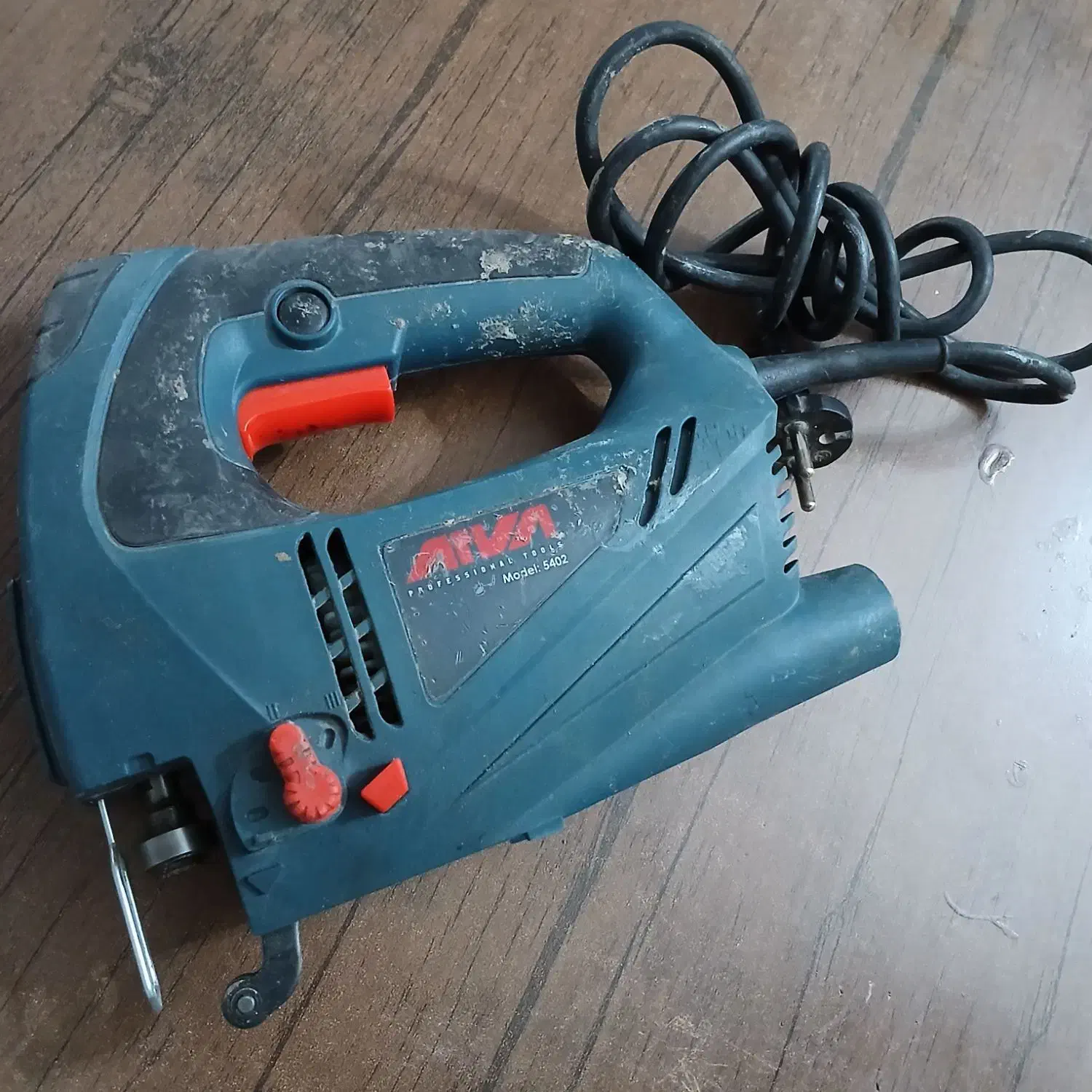 اره چکشی عمود بر|ابزارآلات|احمدآبادمستوفی, |دیوار