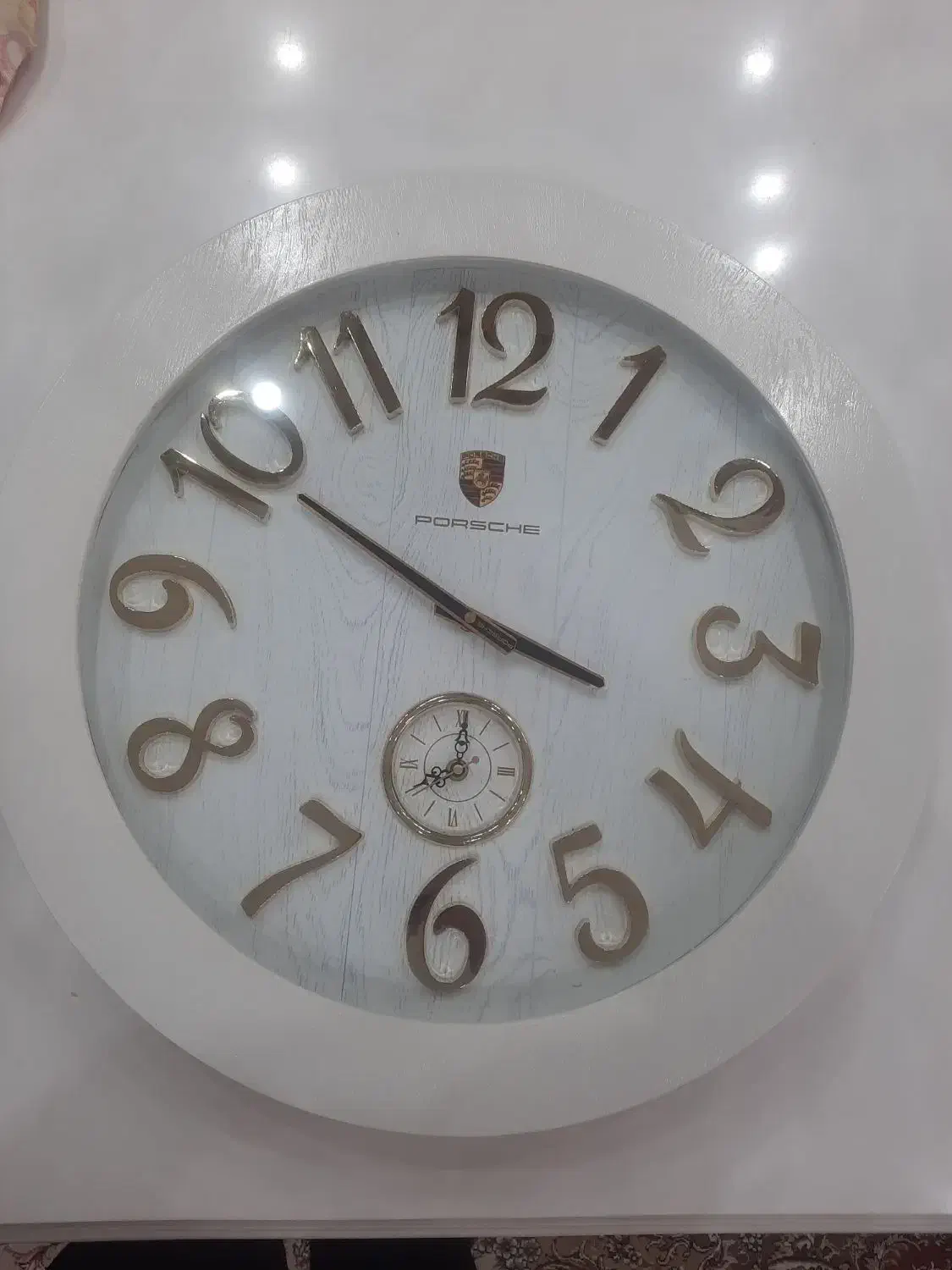 ساعت دیواری|ساعت دیواری و تزئینی|هشتگرد, هشتگرد قدیم|دیوار