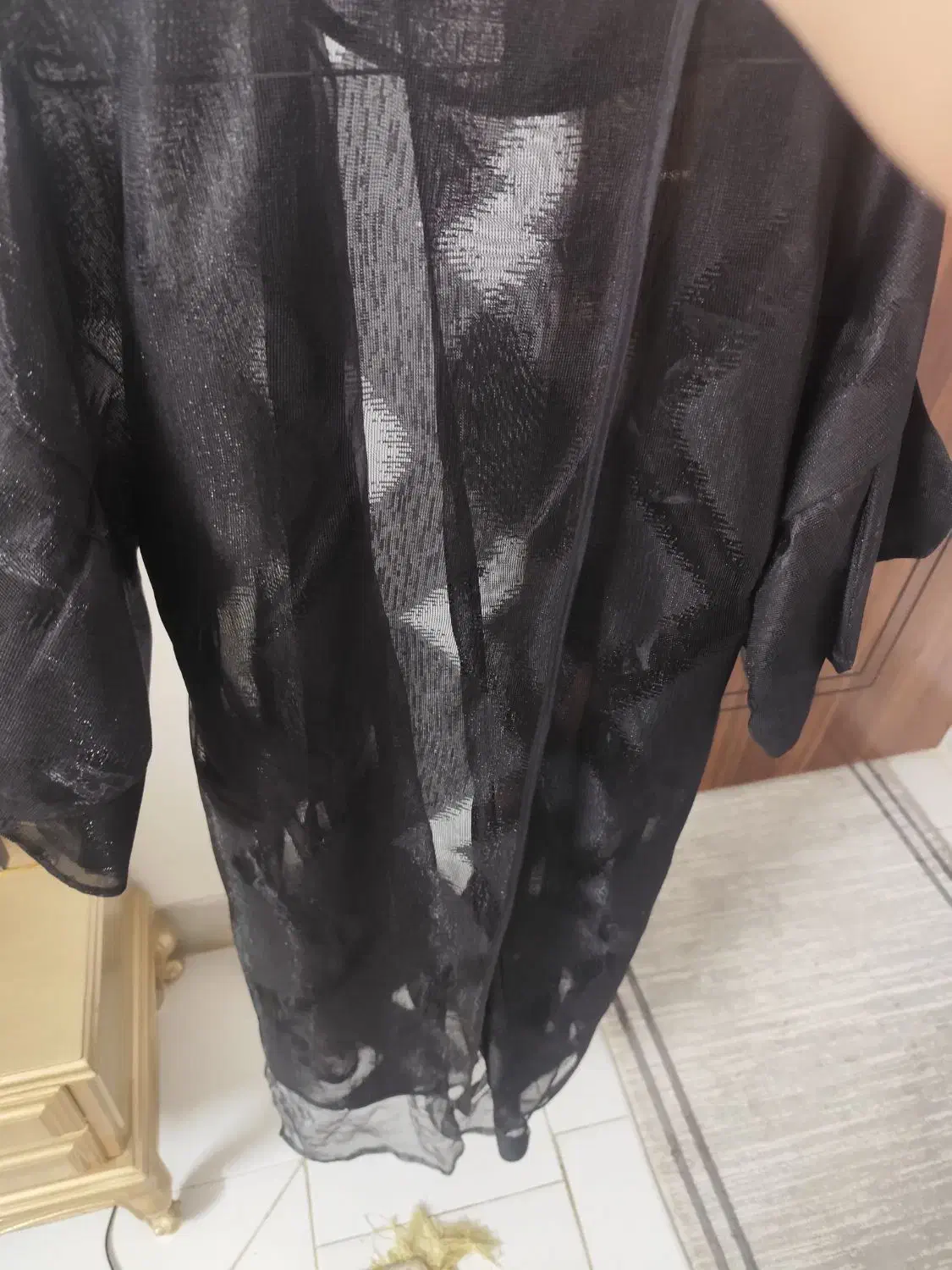 مانتو مجلسی|لباس|قم, شاه سید علی|دیوار