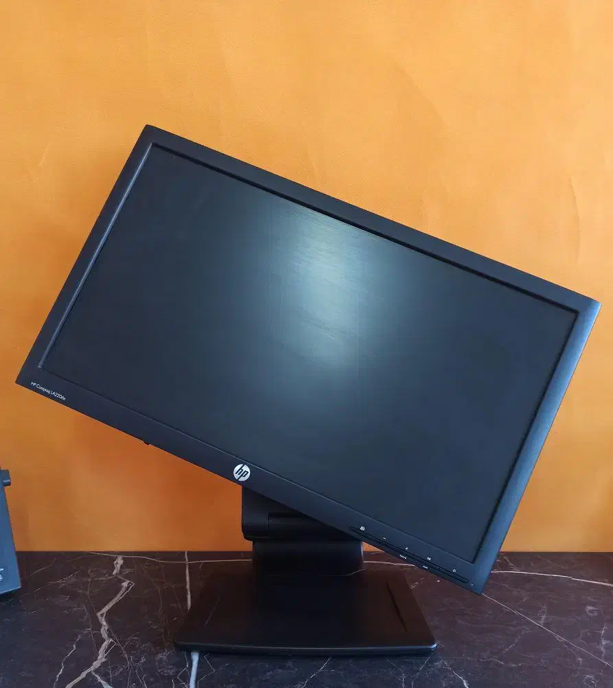 مانیتور های ۱۵ ،۱۷ ،۱۹ ،۲۰|رایانه رومیزی|کرمان, |دیوار