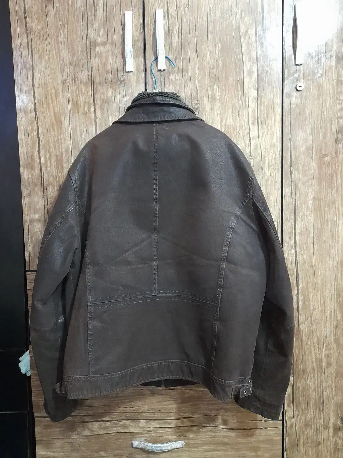 لباس|لباس|طرقبه, |دیوار