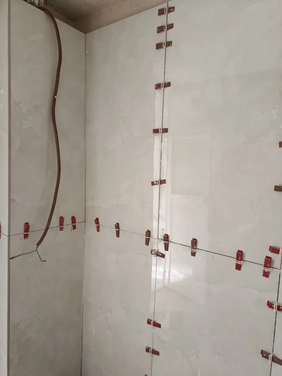 کاشی کار سرامیک کار سنگ کار|خدمات پیشه و مهارت|ایلام, |دیوار