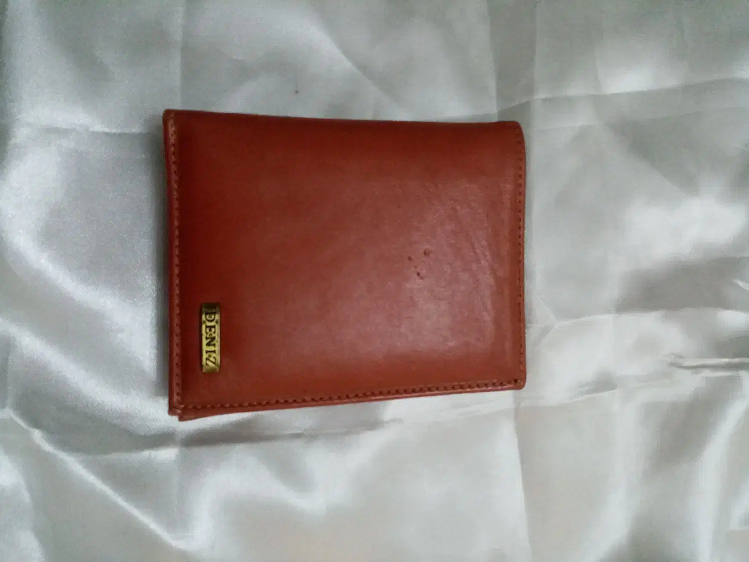 کیف پول بسیار زیبا با کیفیت عالی|کیف، کفش، کمربند|قم, صفائیه|دیوار