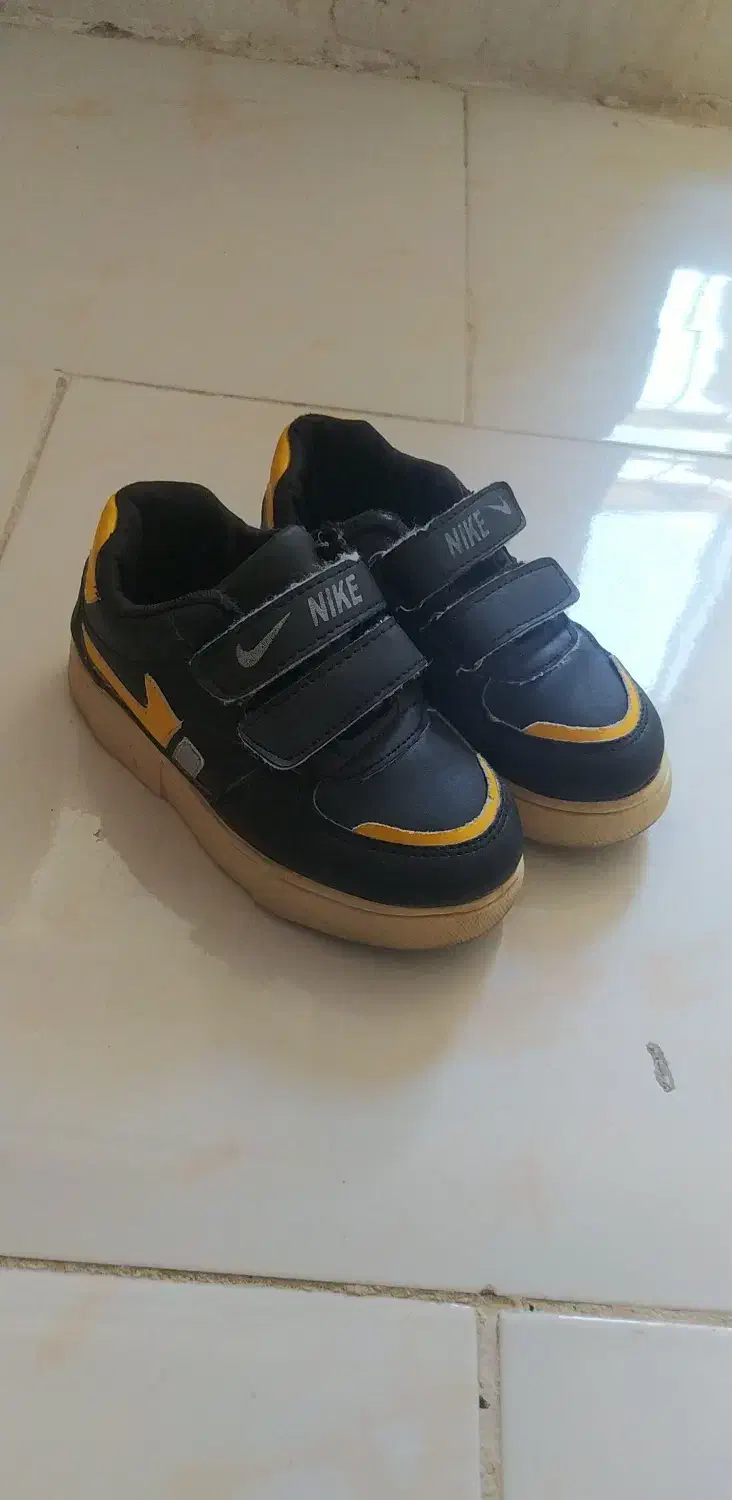 کفش کتونی بچگانه|کفش و لباس بچه|شاهرود, |دیوار