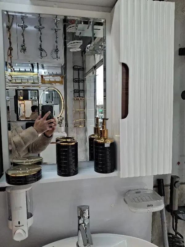 آینه باکس pvc و آینه لمسی سرویس بهداشتی|لوازم سرویس بهداشتی|مشهد, فدک|دیوار