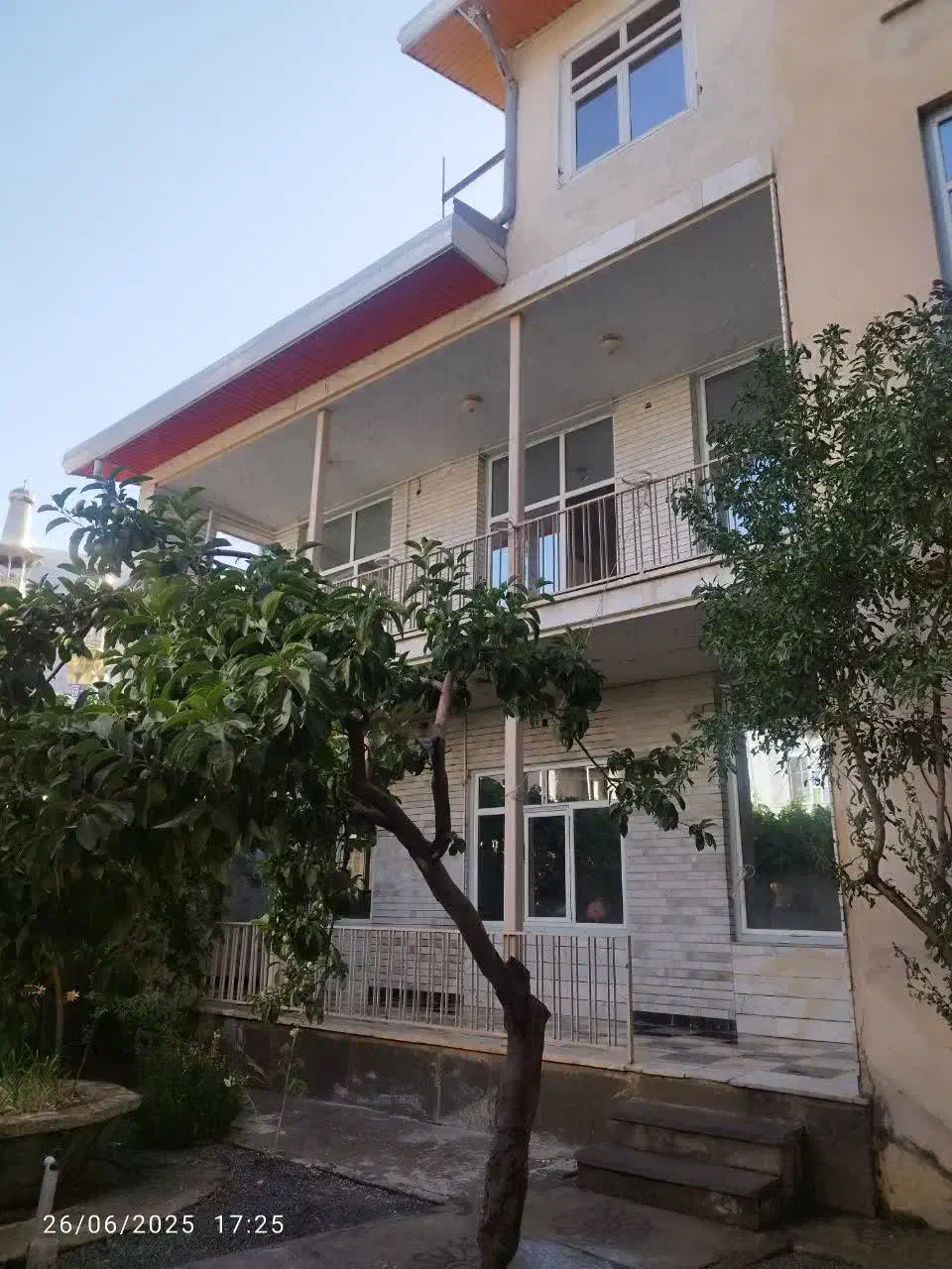 منزل مسکونی میدان اصلی سه نبش زیر قیمت کارشناسی|فروش خانه و ویلا|خوانسار, |دیوار