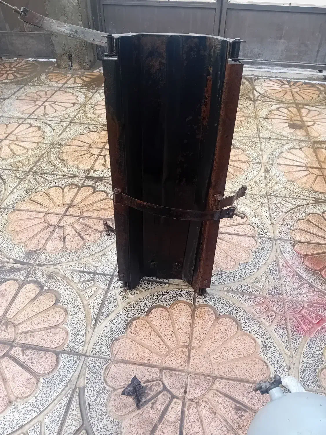 کپسول سی انجی|ماشین‌آلات صنعتی|یاسوج, |دیوار