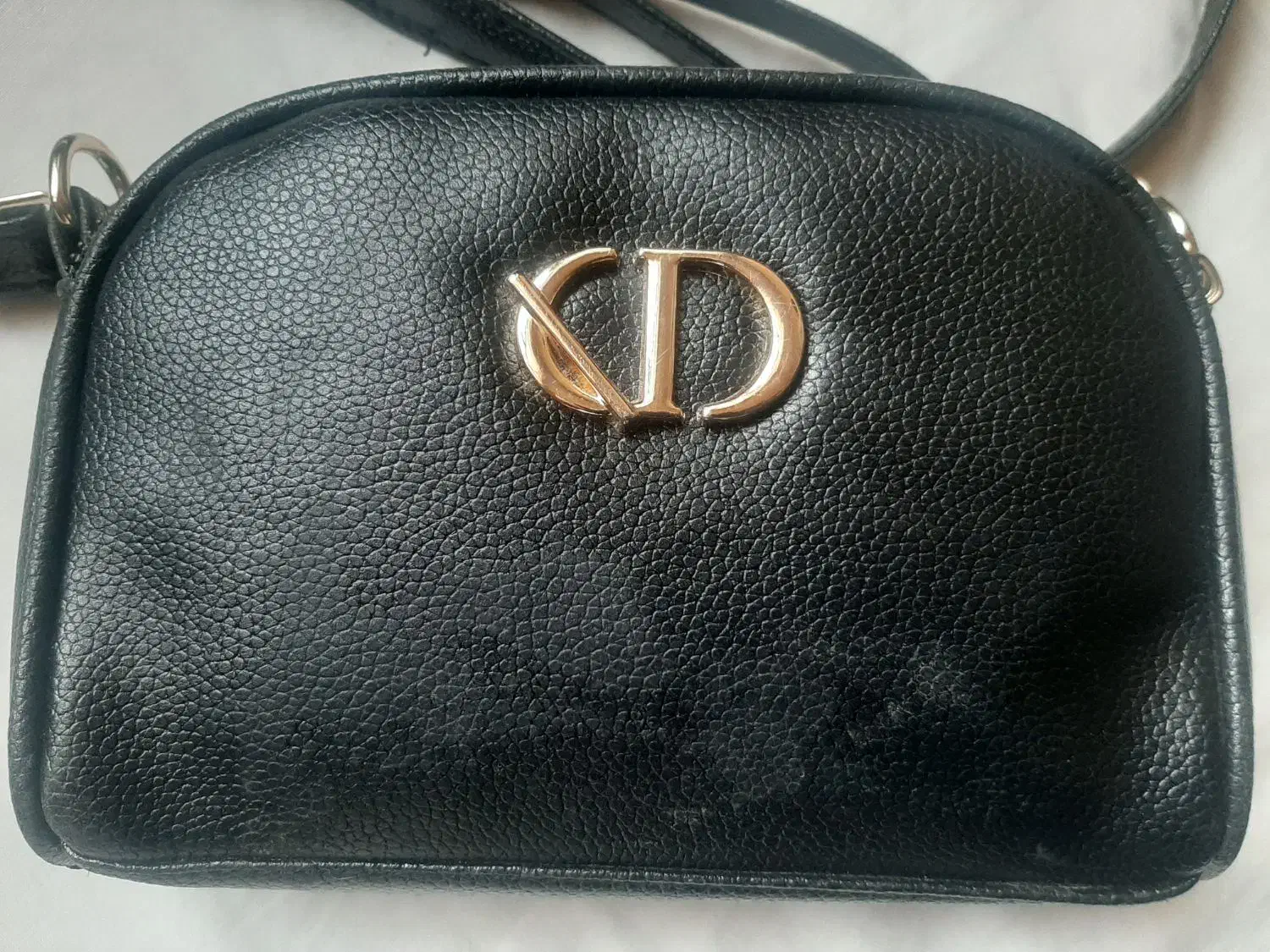 کیف قرمز کوچک گمشده|اشیا|کاشان, فاز ۱ ناجی آباد|دیوار