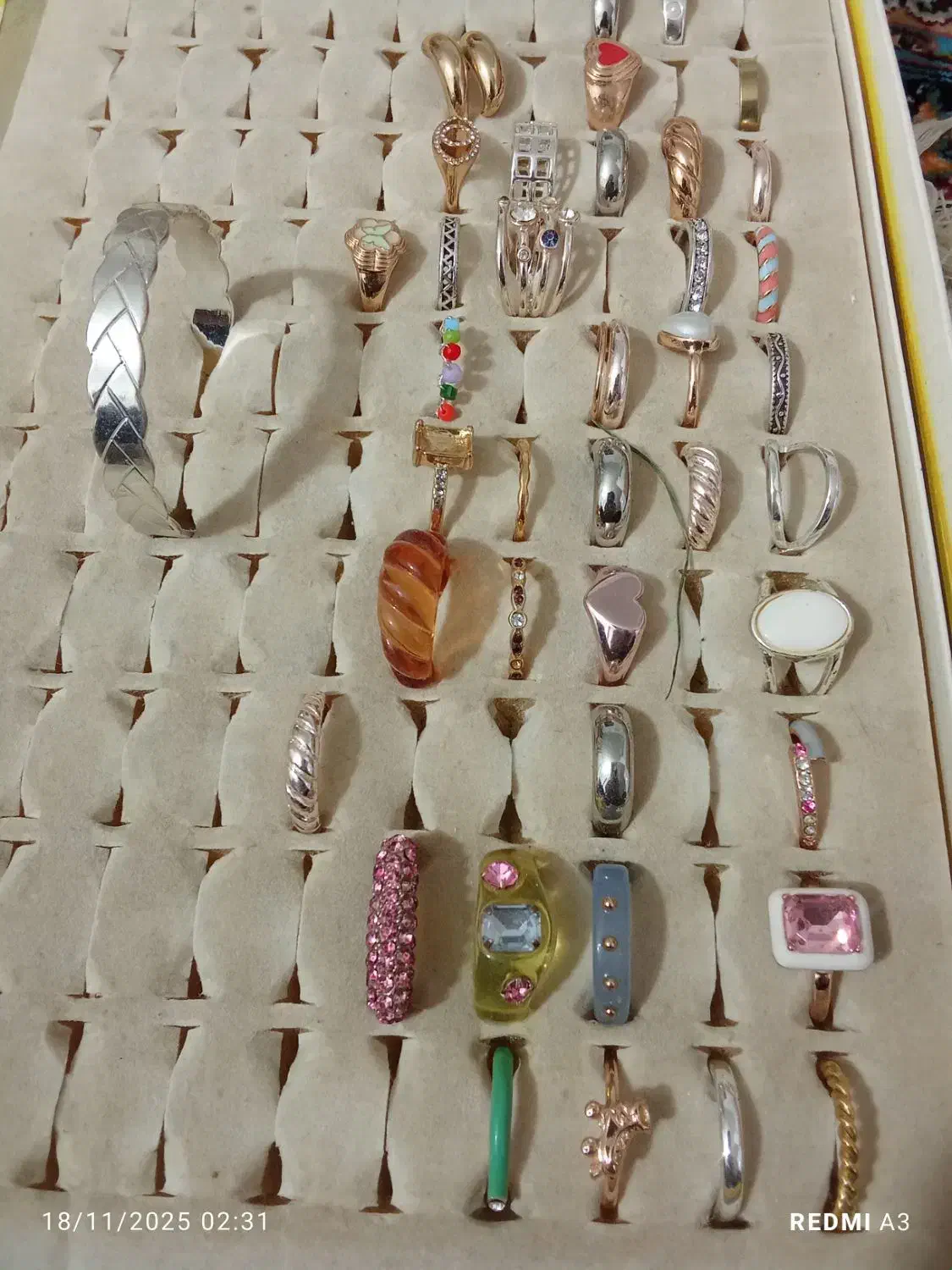 بدلیجات و پوشاک نو فقط ۵۰هزار|بدلیجات|روانسر, |دیوار