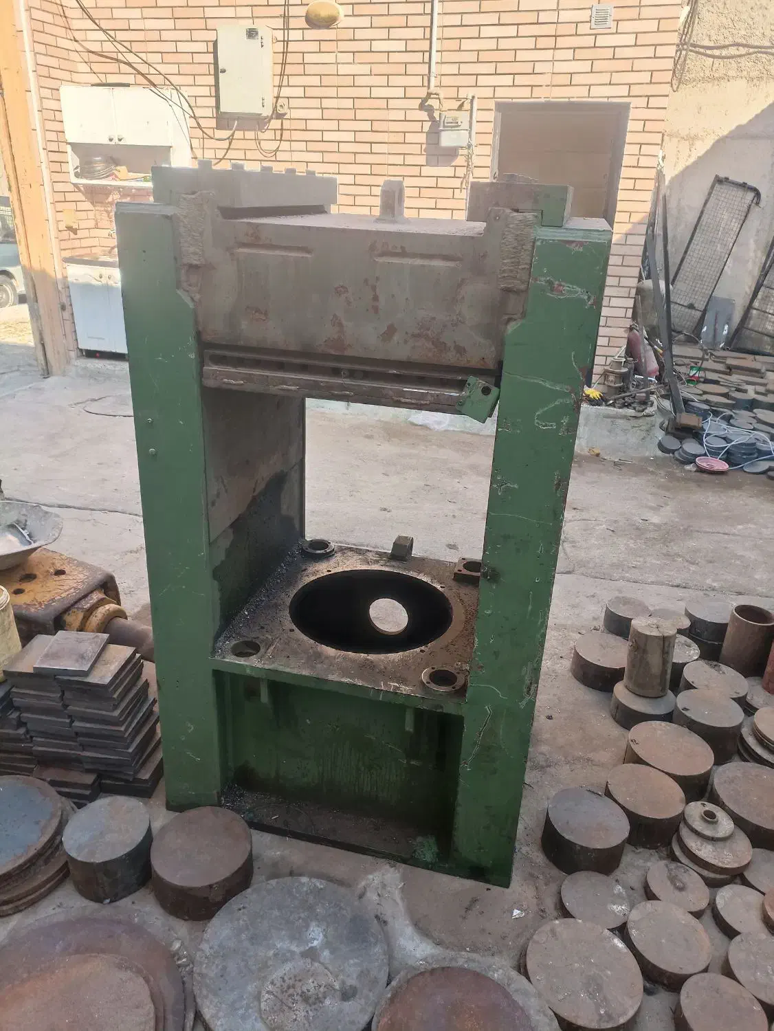 دستگاه پرس ۸۰×۸۰|ماشین‌آلات صنعتی|شهریار, شهریار|دیوار