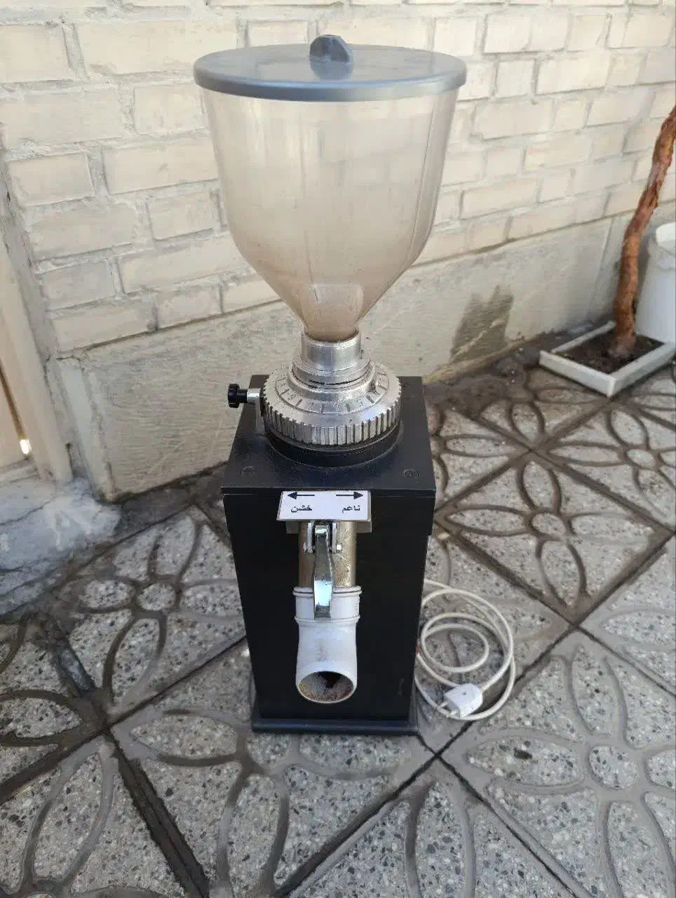 آسیاب قهوه|خردکن، آسیاب، غذاساز|لنجان, |دیوار