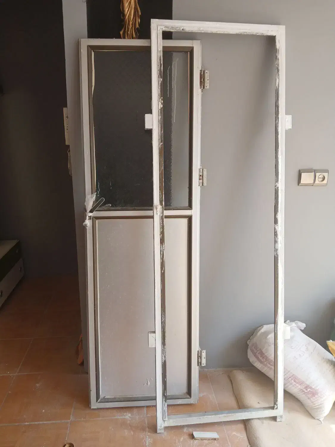 درب آلومنیومی|مصالح و تجهیزات ساختمان|مشهد, موسوی قوچانی|دیوار