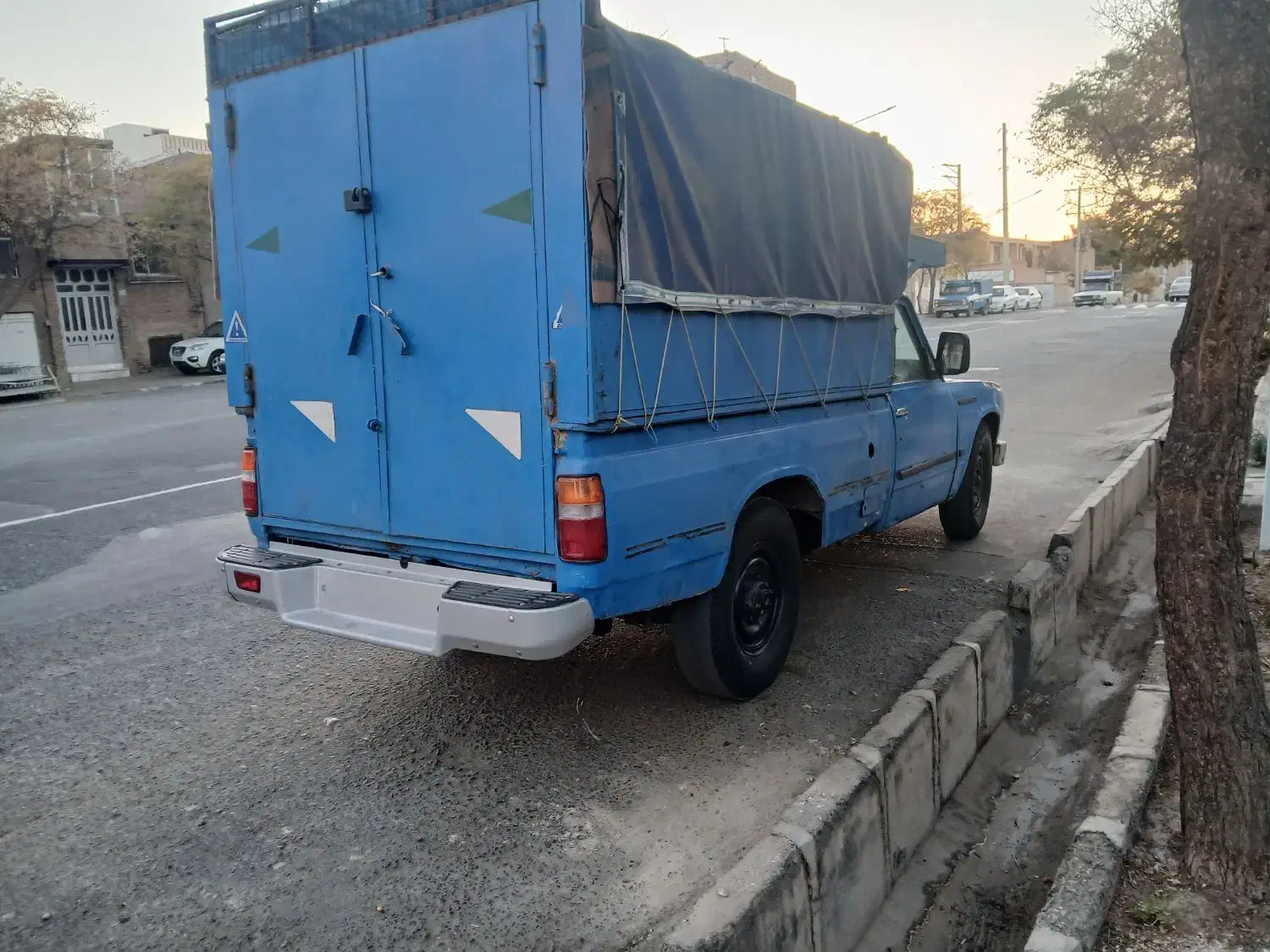 نیسان دوگانه کارخونه مدل۸۸|خودرو سواری و وانت|سبزوار, هویزه|دیوار