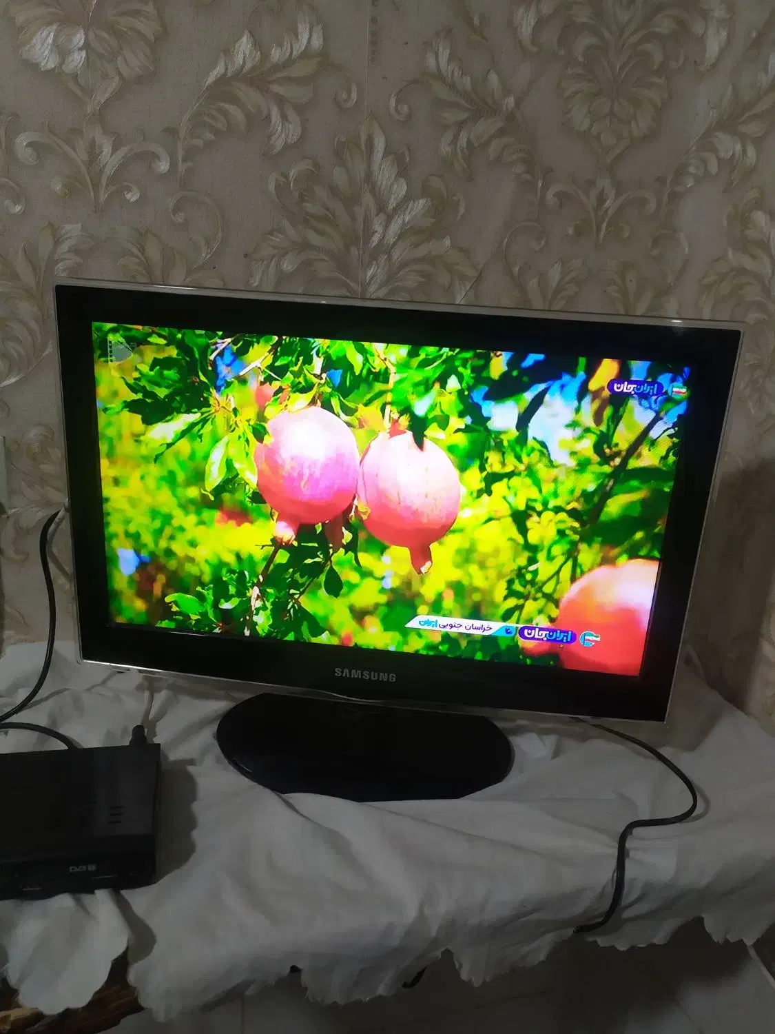 تلویزیون ۲۲ابنچ فقط۴۵۰۰|تلویزیون و پروژکتور|قم, چهل اختران|دیوار