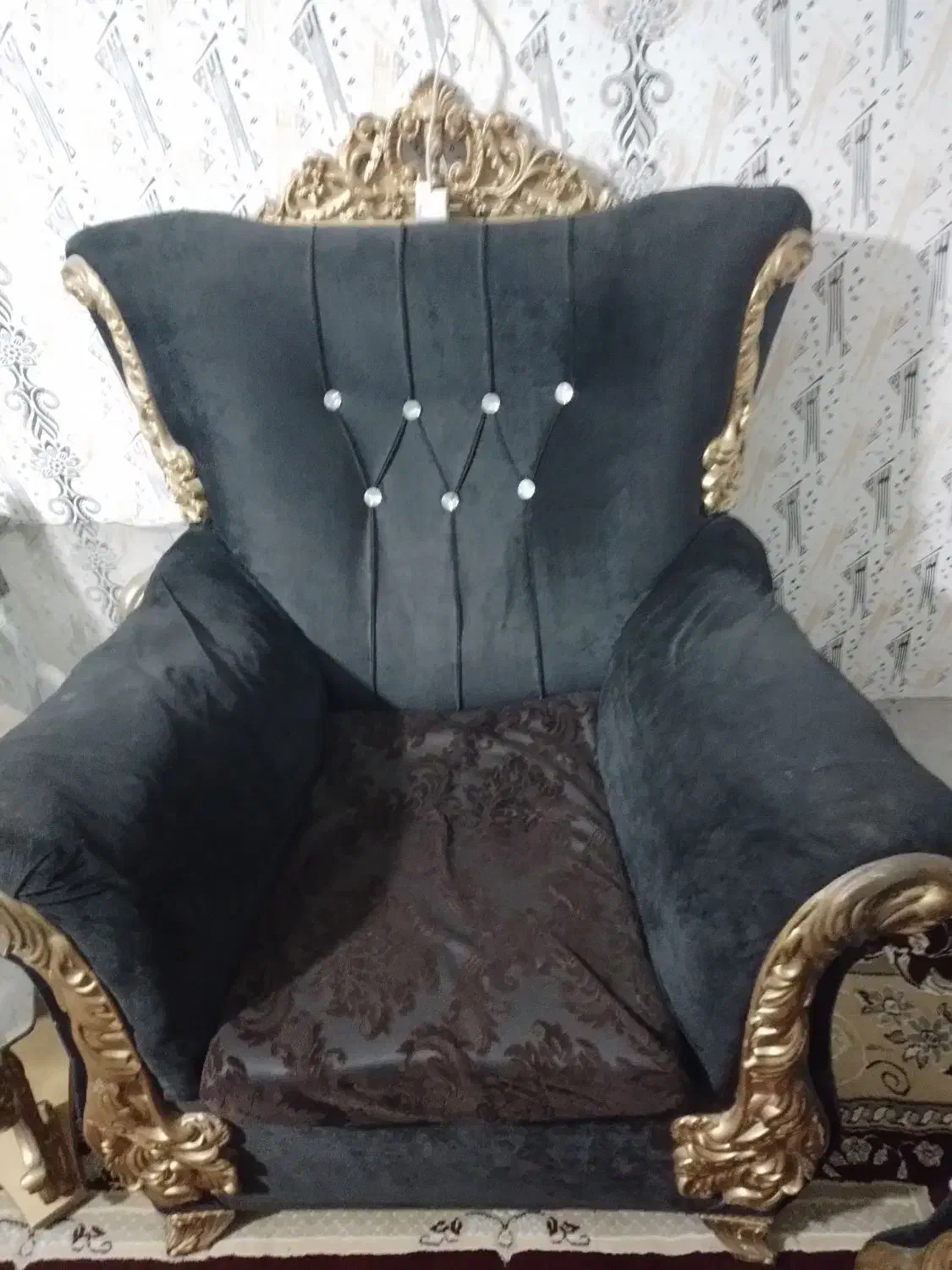 دو دست مبل هفت نفر|مبلمان خانگی و میز عسلی|بیستون, |دیوار