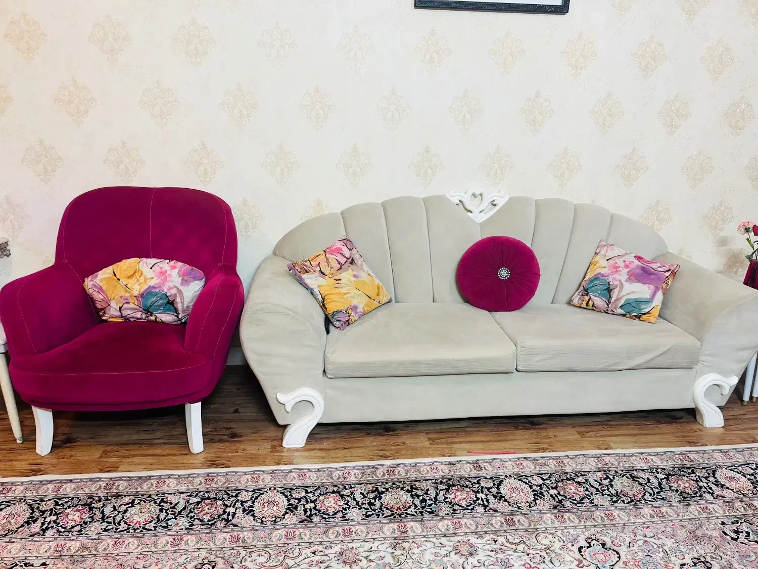 ست مبلمان شش نفره شرکتی همراه میز ناهارخوری ۶ نفره|مبلمان خانگی و میز عسلی|تهران, قصر فیروزه ۲|دیوار