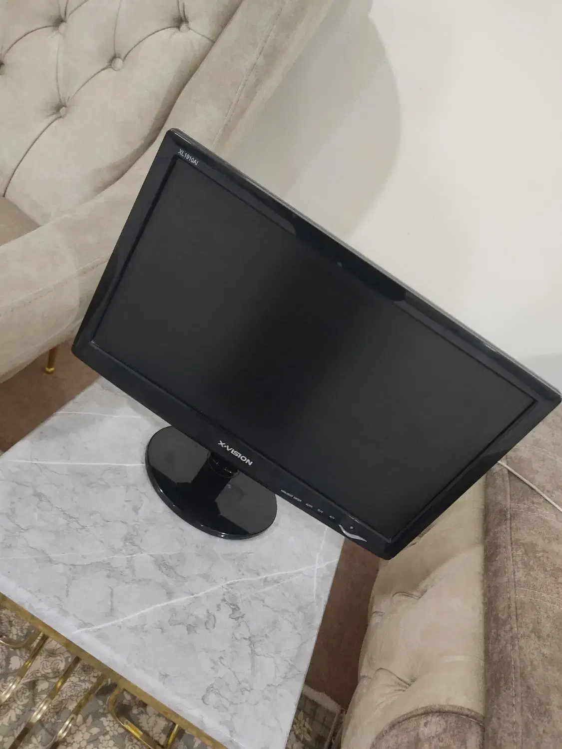 مانیتور ۲۰ اینچ xvision|صوتی و تصویری|ایلام, |دیوار