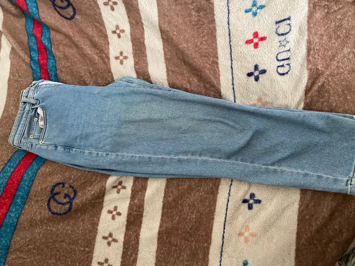 لباس|لباس|شاهرود, |دیوار