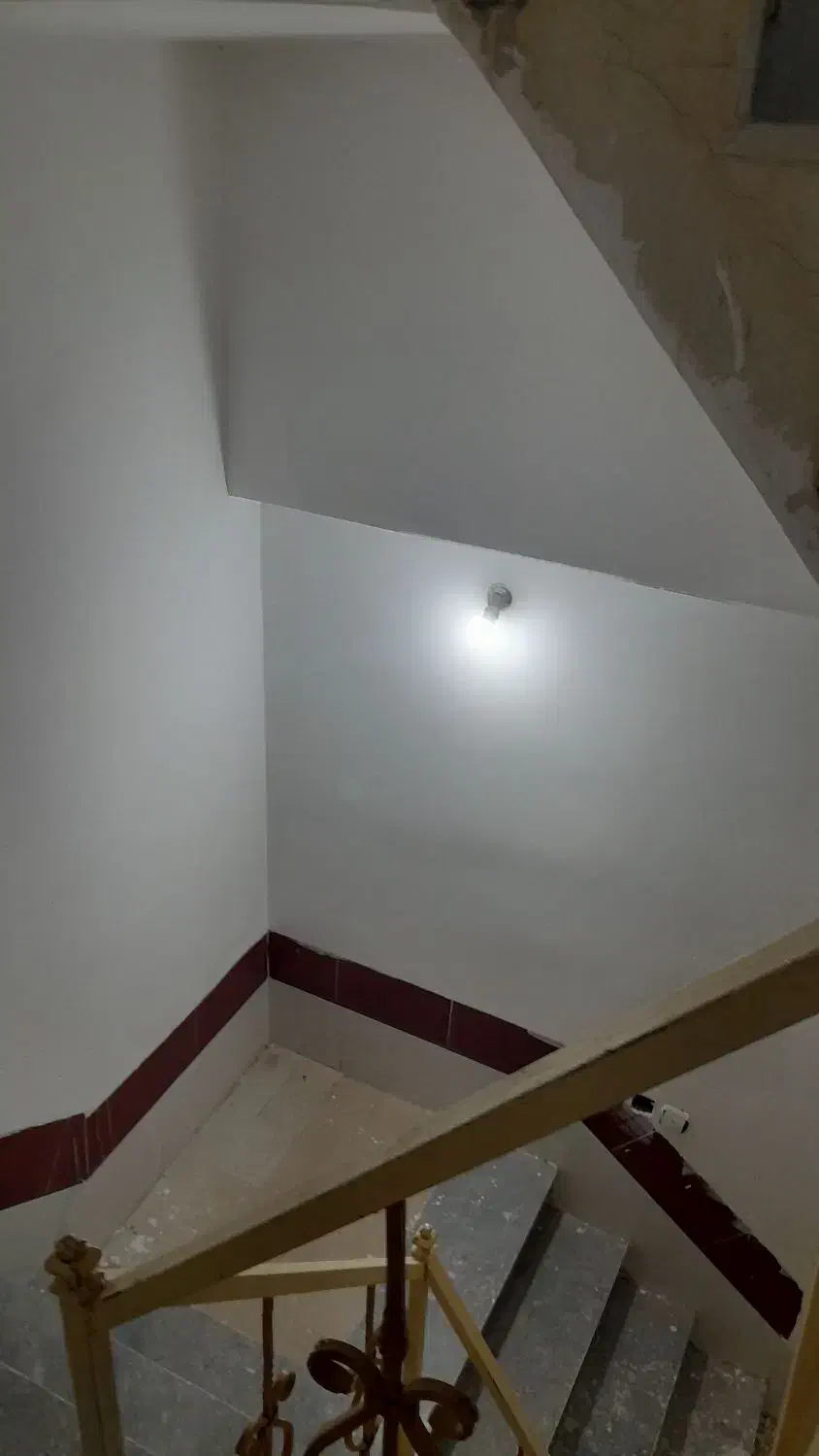 رنگ آمیزی ساختمان ورنگ صنعتی|خدمات پیشه و مهارت|لنجان, |دیوار