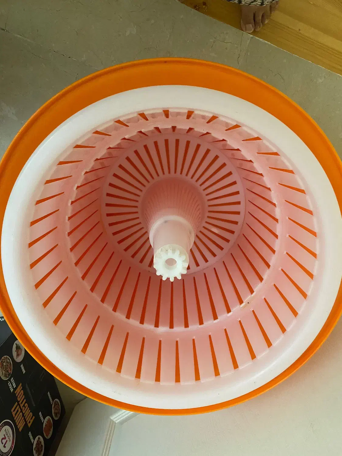 مقداری وسایل خانگی و آشپزخانه|ظروف پختوپز|کیش, |دیوار