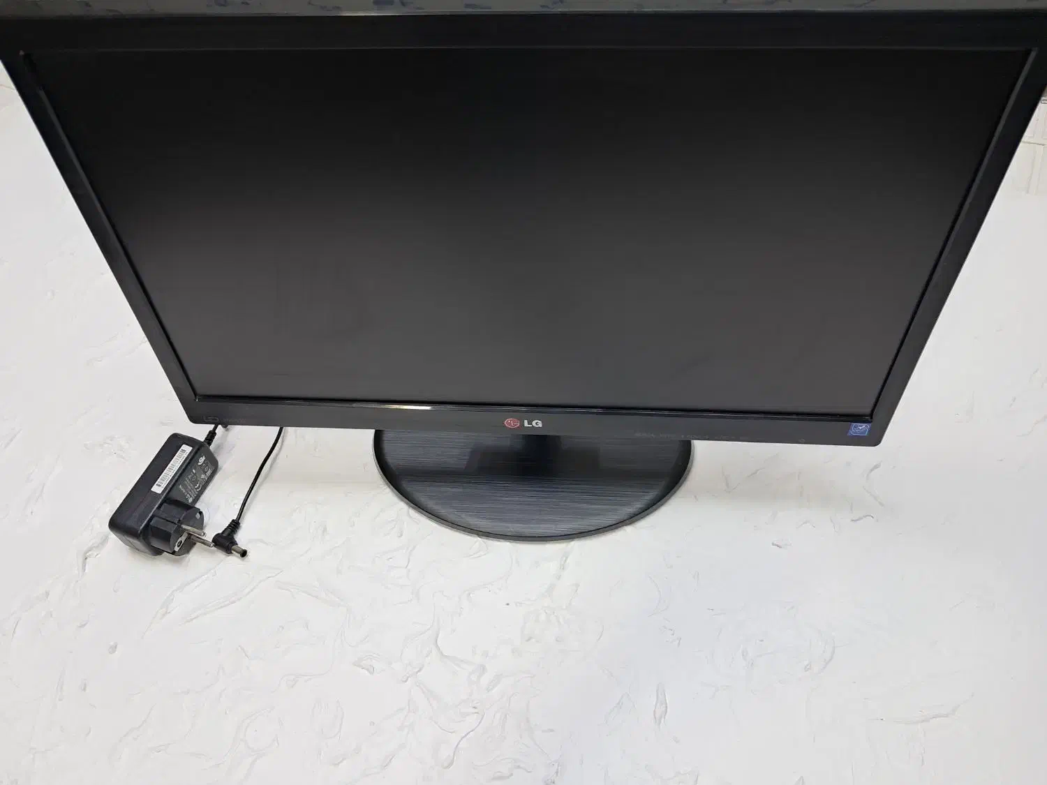 مانیتور|رایانه رومیزی|ملارد, |دیوار