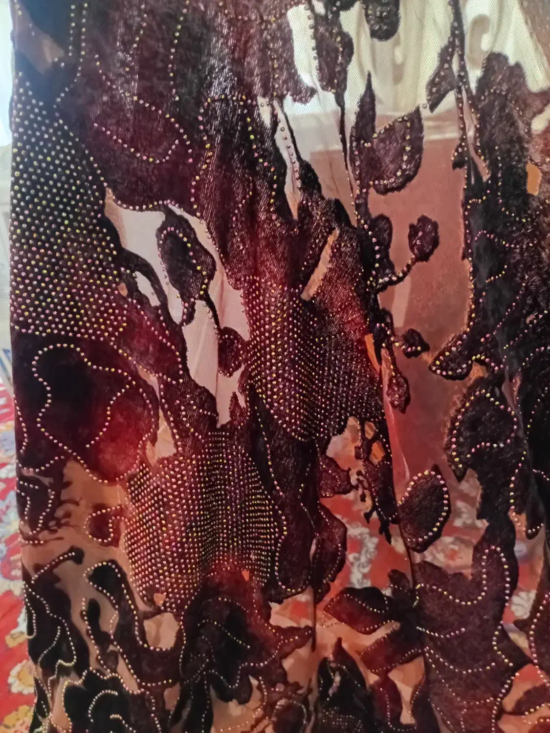 پارچه|لباس|سنقر, |دیوار