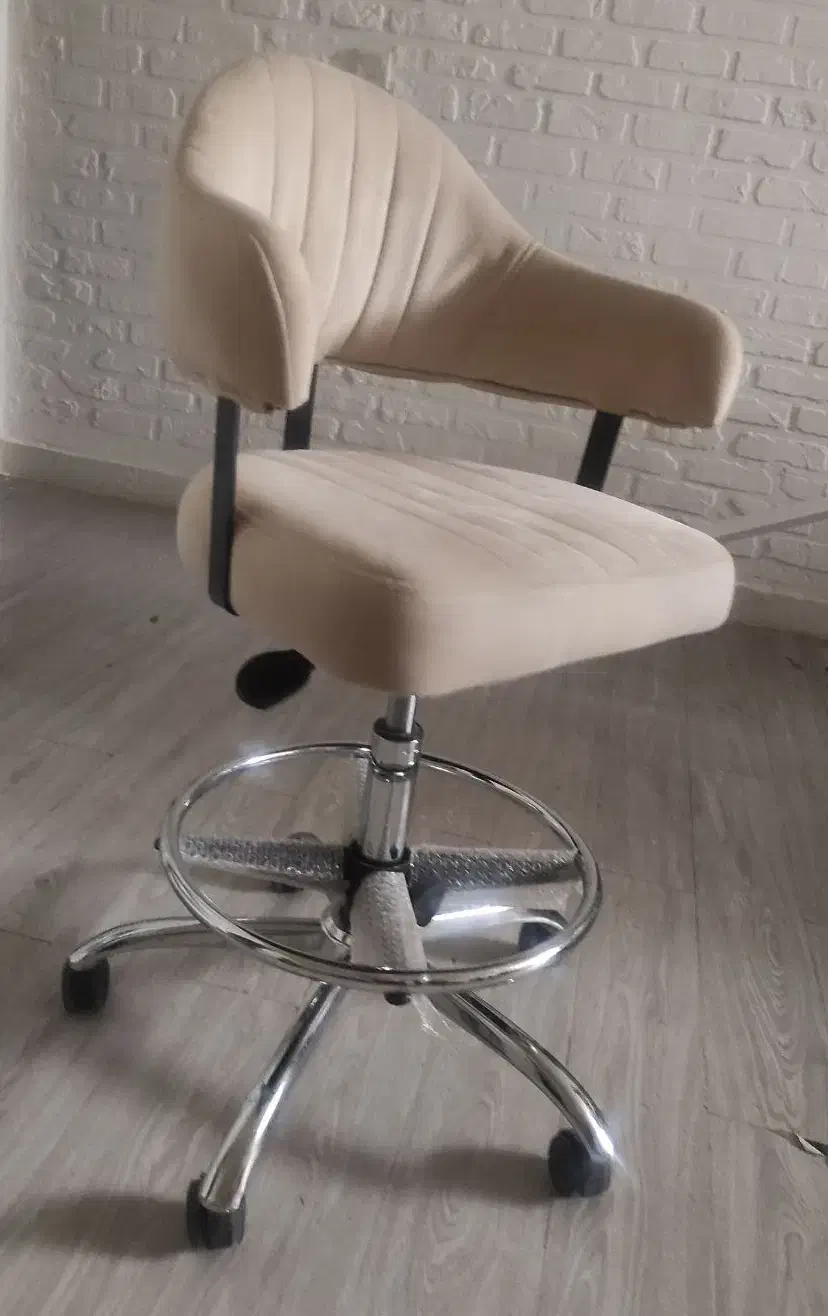 صندلی جک دار درحدنو|دفتر کار|یاسوج, |دیوار