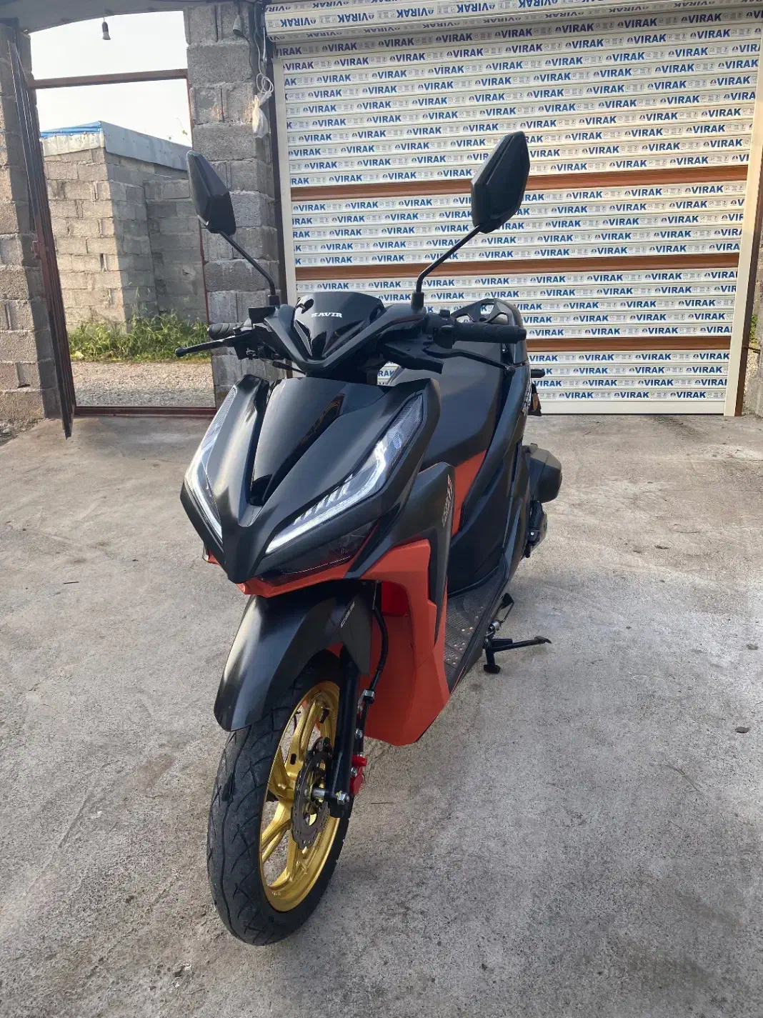 کلیک 150|موتورسیکلت|رشت, چله خانه|دیوار