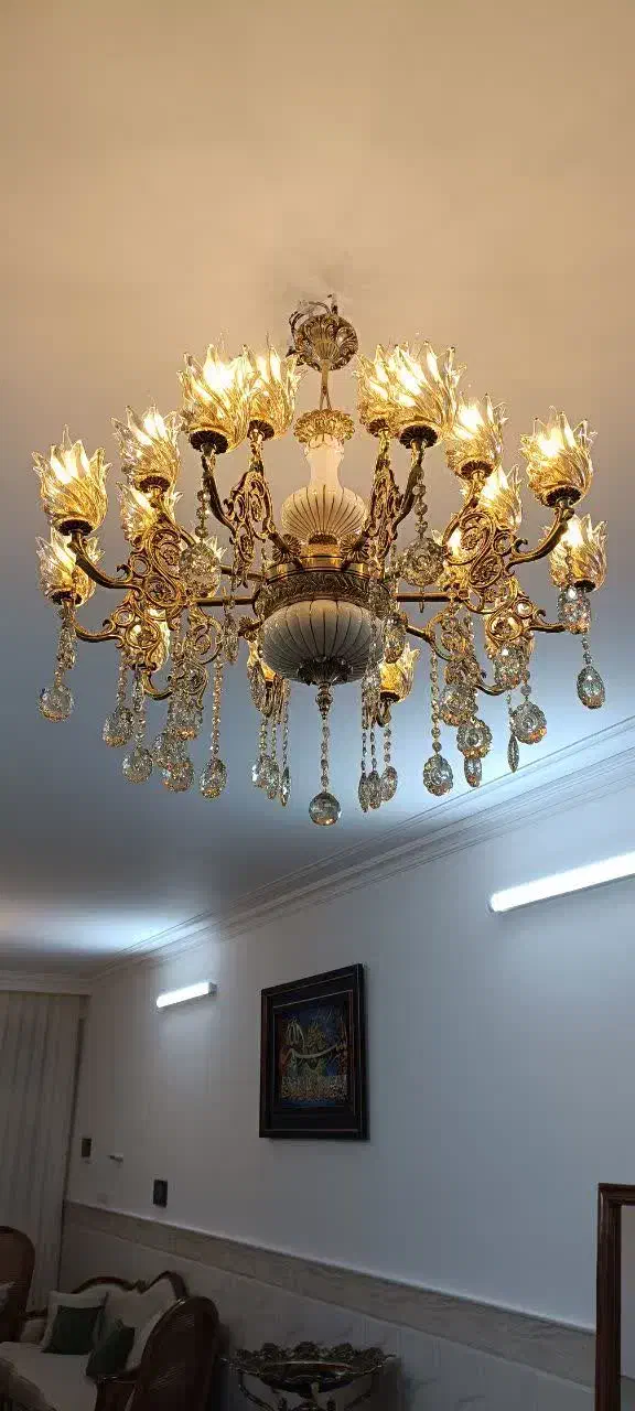 لوستر برنز اصل فقط ۵۸۰۰|لوستر و چراغ آویز|قم, کاسه گران|دیوار