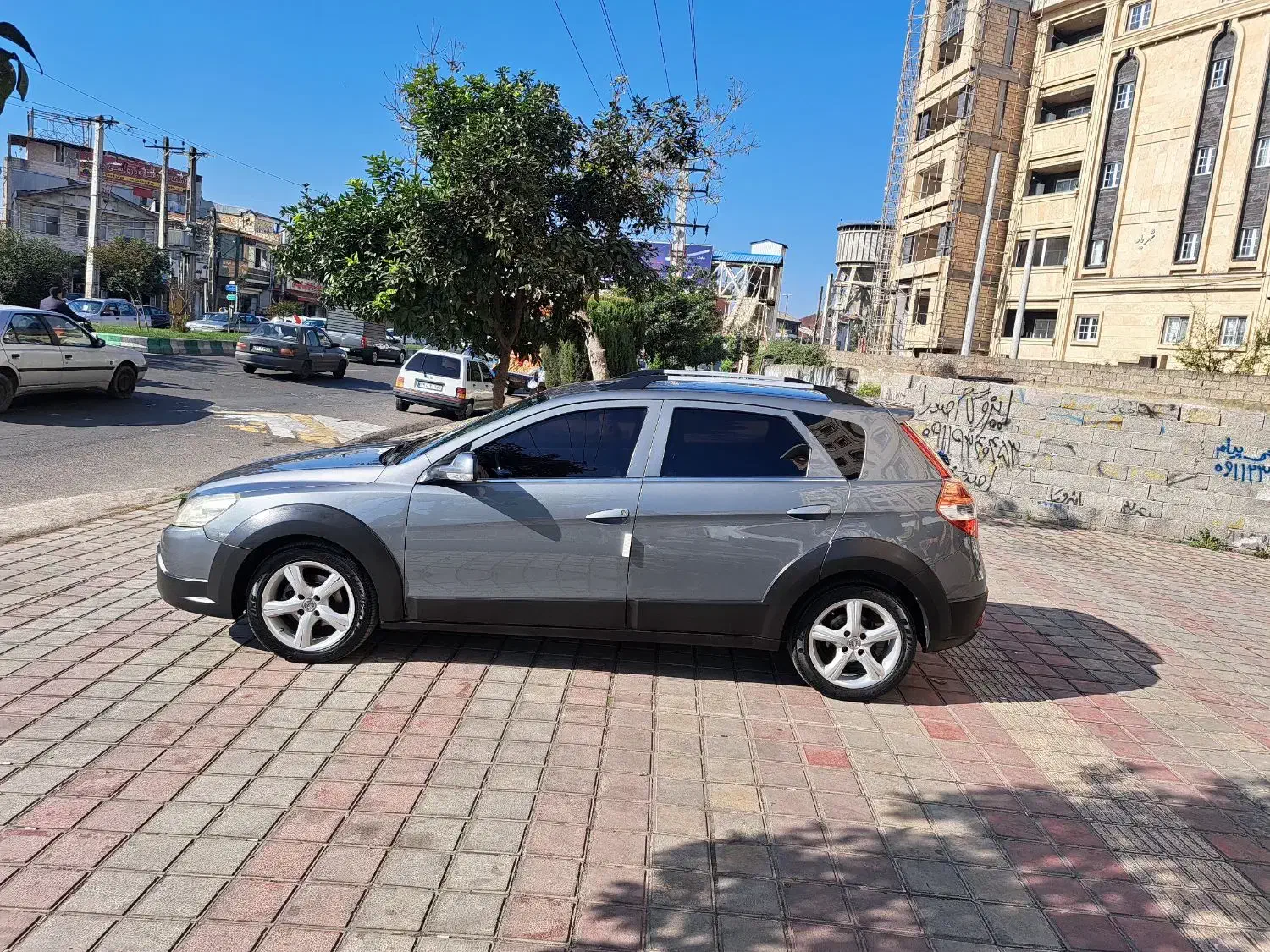 اچ سی کراس96|خودرو سواری و وانت|رشت, استقامت ۱|دیوار