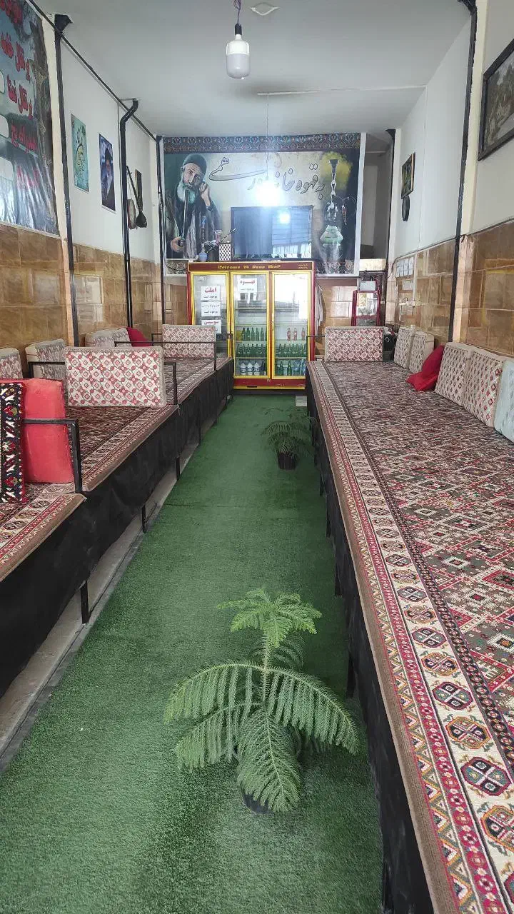 تخت و قفسه|مبلمان خانگی و میز عسلی|رزن, |دیوار