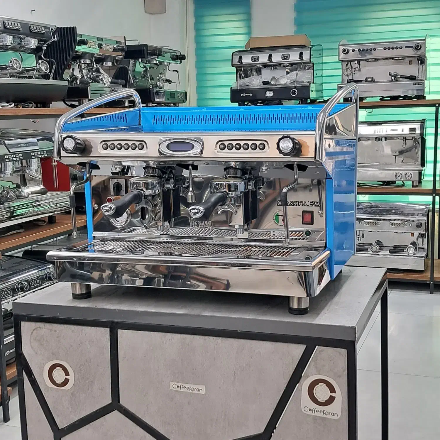 دستگاه اسپرسو رویال کلاسیکا دوگروپ|کافیشاپ و رستوران|تهران, صادقیه|دیوار