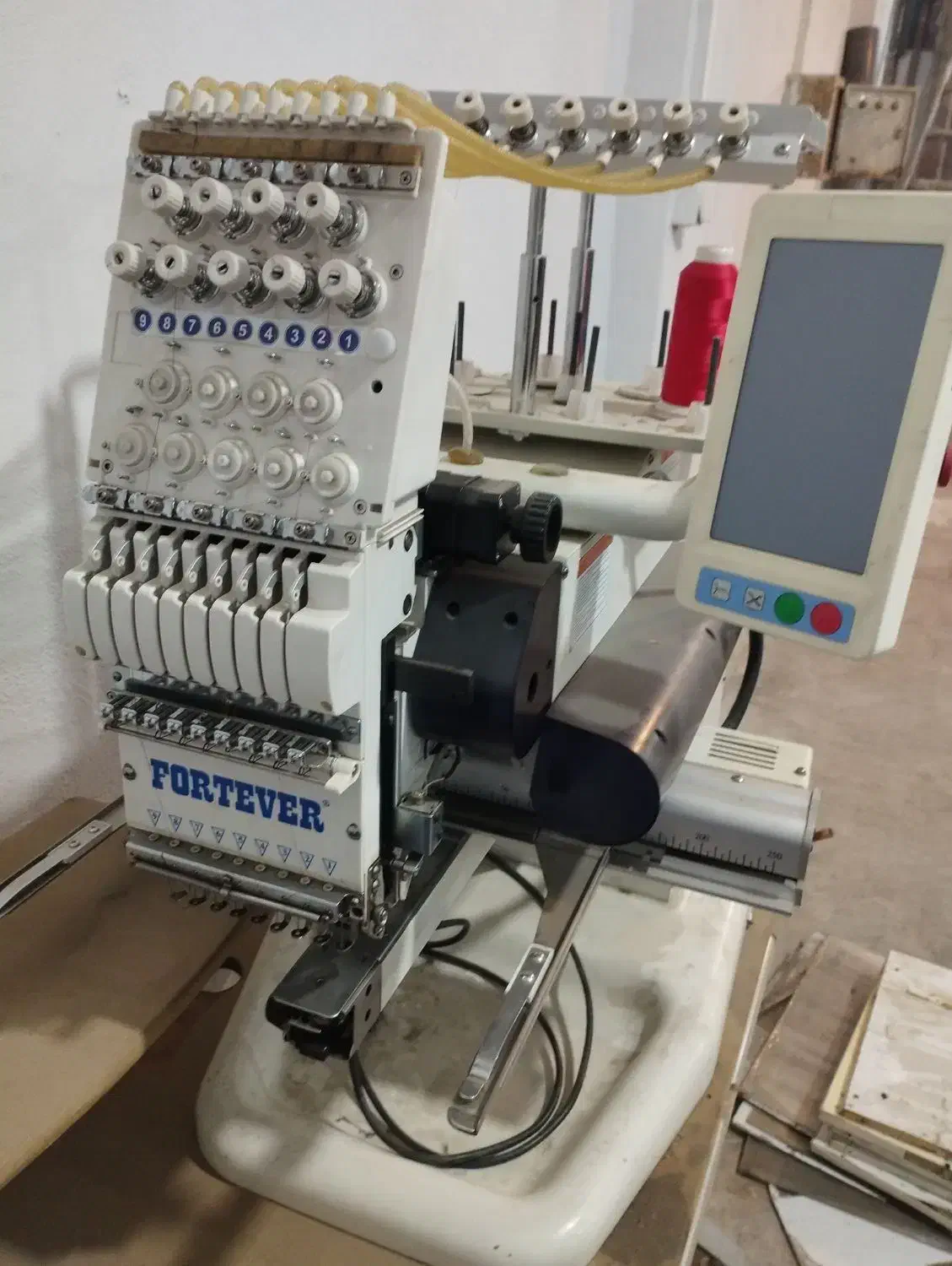 برشکار  آقا گلدوزی خانم یا آقا|استخدام صنعتی، فنی، مهندسی|ری, شهرک نظامی|دیوار