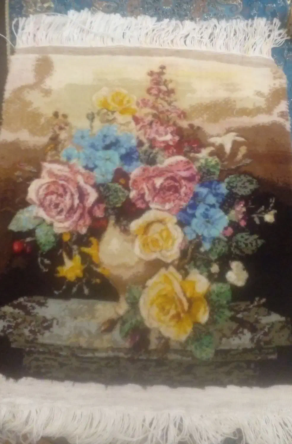 تابلو فرش دستبافت گل و گلدان سفالی|تابلو فرش|تهران, شهرک دانشگاه|دیوار