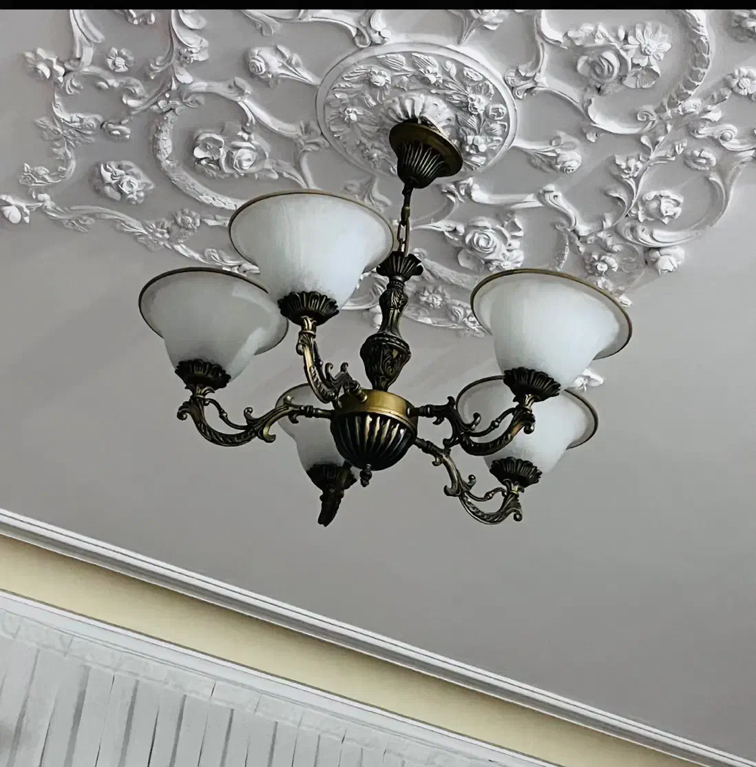 لوستر ۵شاخه|لوستر و چراغ آویز|رشت, گلسار|دیوار